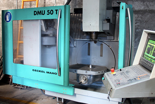 Centro de maquinado CNC